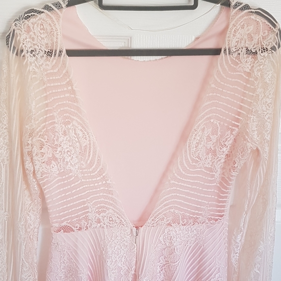 🇺🇦Ukraine fundraiser: L'ATISTE Pink Lace Dress - Picture 8 of 10